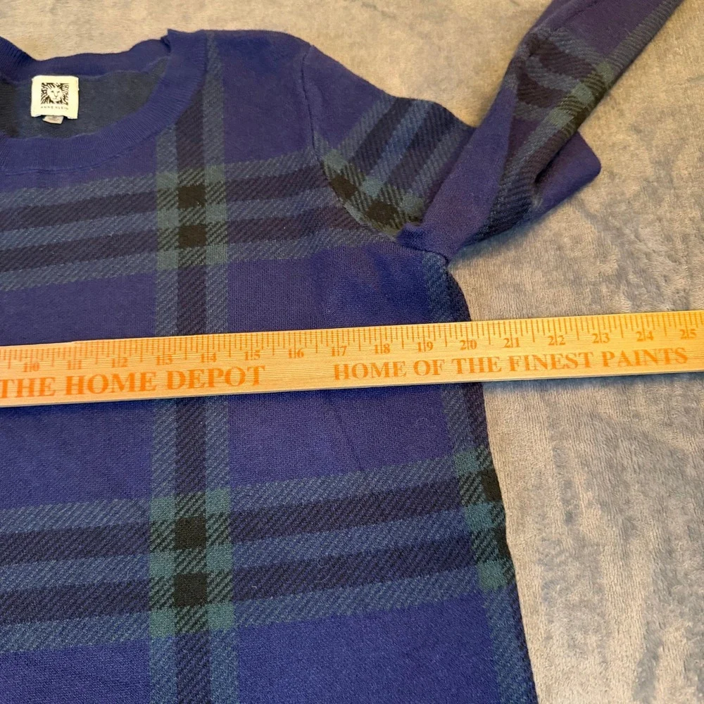 Anne Klein excellent pre